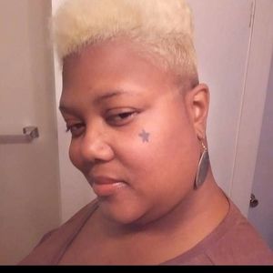 Meet your Posher, Ericka